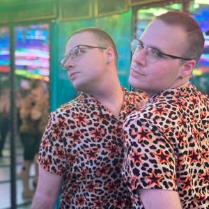 Meet your Posher, Parker